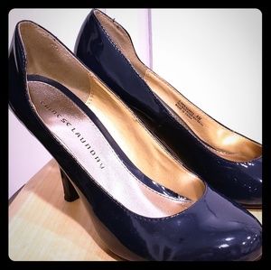 Chinese Laundry Navy Pumps